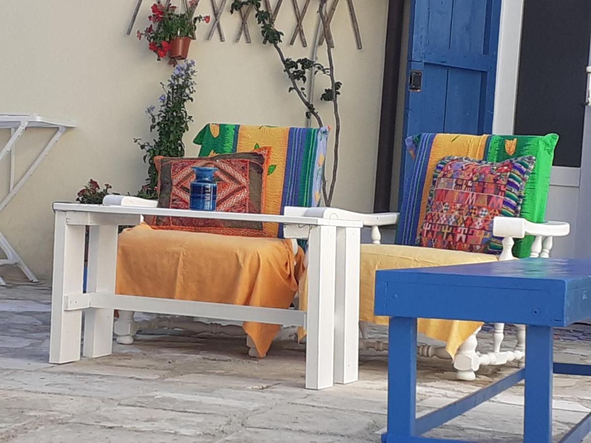 Il Cortile Della Monaca Bed and Breakfast Brindisi Exteriör bild